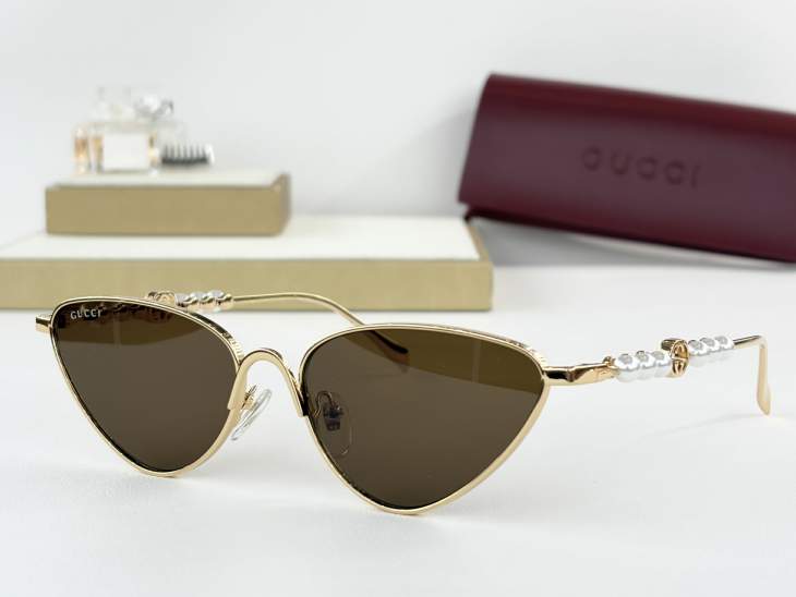 Picture of Gucci Sunglasses _SKUfw79721784fw
